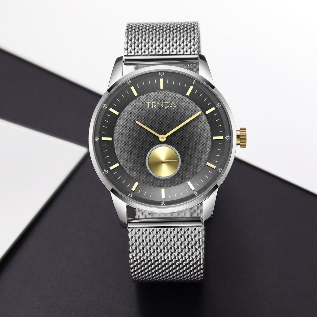 TRNDA Men's Stainless Steel Watch, Silver Mesh Band | TRNDA-43MM